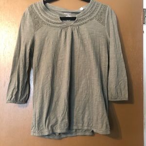 Olive green three quarter sleeve shirt!